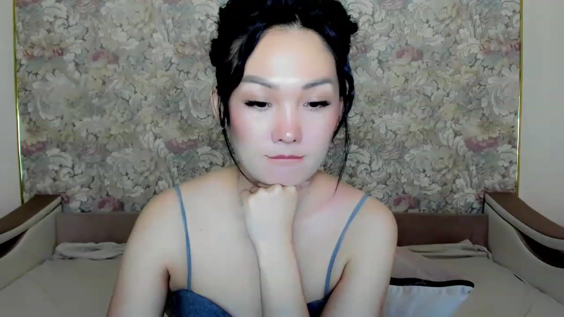 Gallery image thumbnail from Oiuysgdb's myfreecams stream on, 07/15/2023, 13:07 image 2 of 20