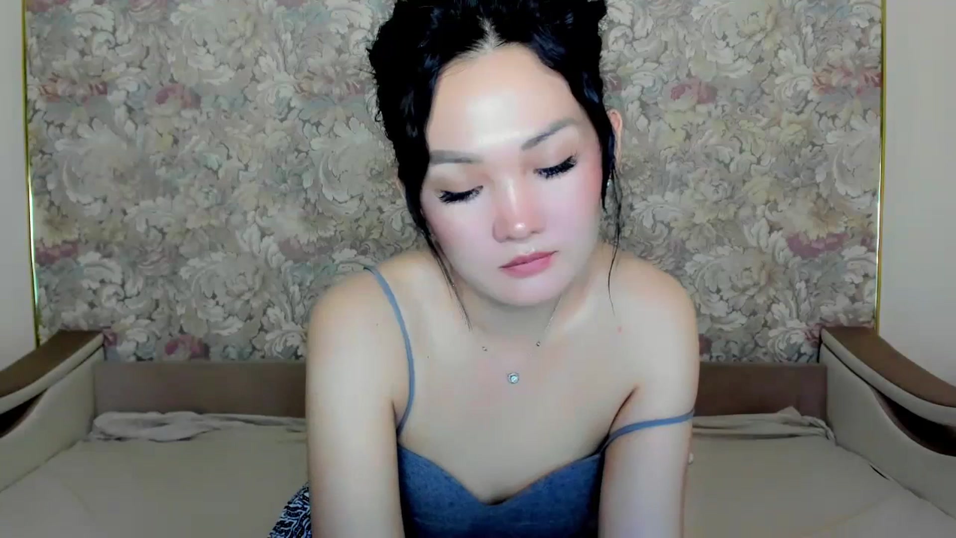 Gallery image thumbnail from Oiuysgdb's myfreecams stream on, 07/15/2023, 16:08 image 6 of 20