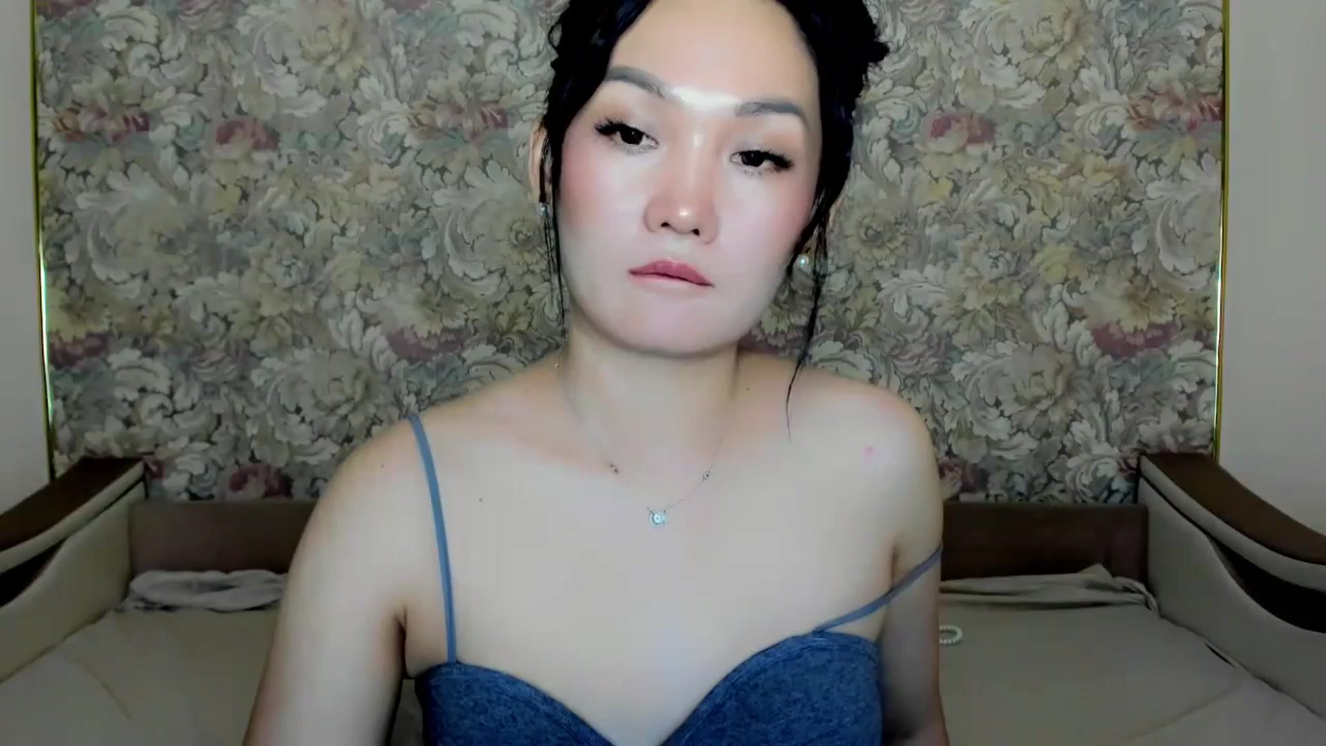 Gallery image thumbnail from Oiuysgdb's myfreecams stream on, 07/15/2023, 16:08 image 3 of 20