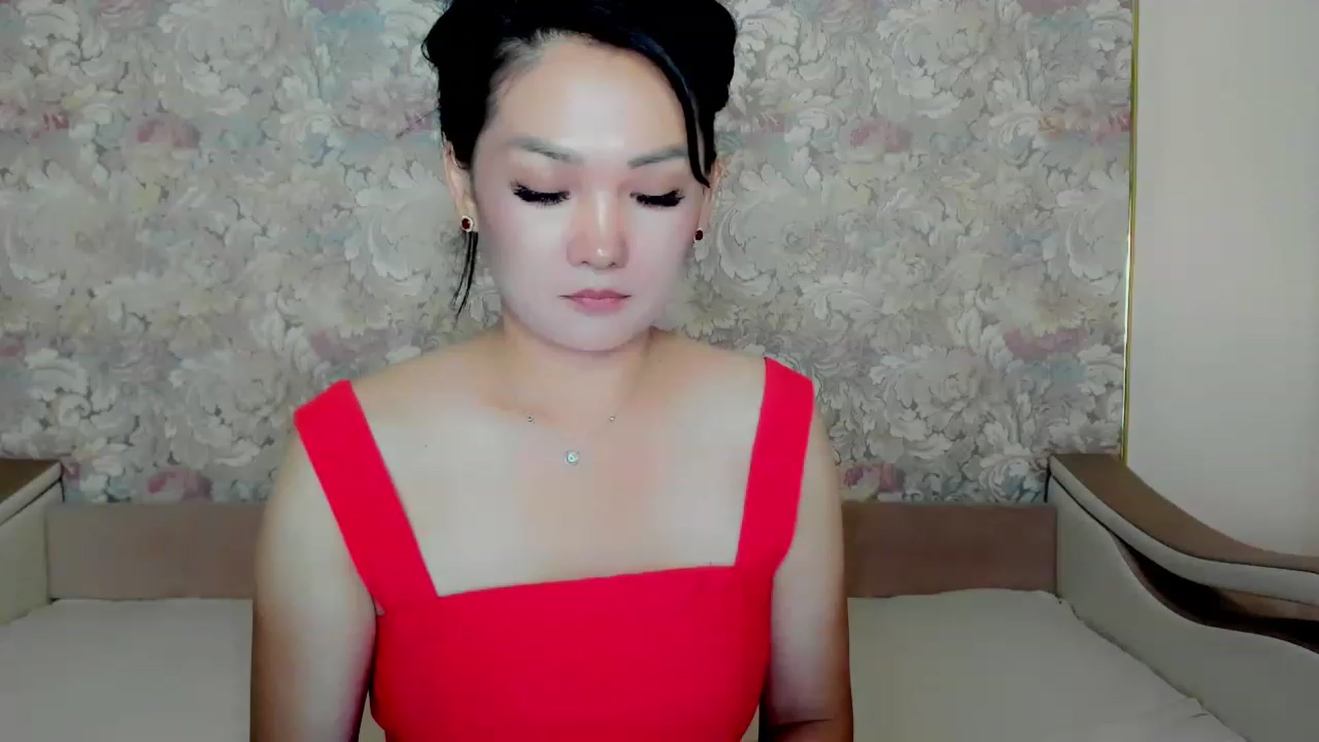 Gallery image thumbnail from Oiuysgdb's myfreecams stream on, 07/28/2023, 17:26 image 8 of 20
