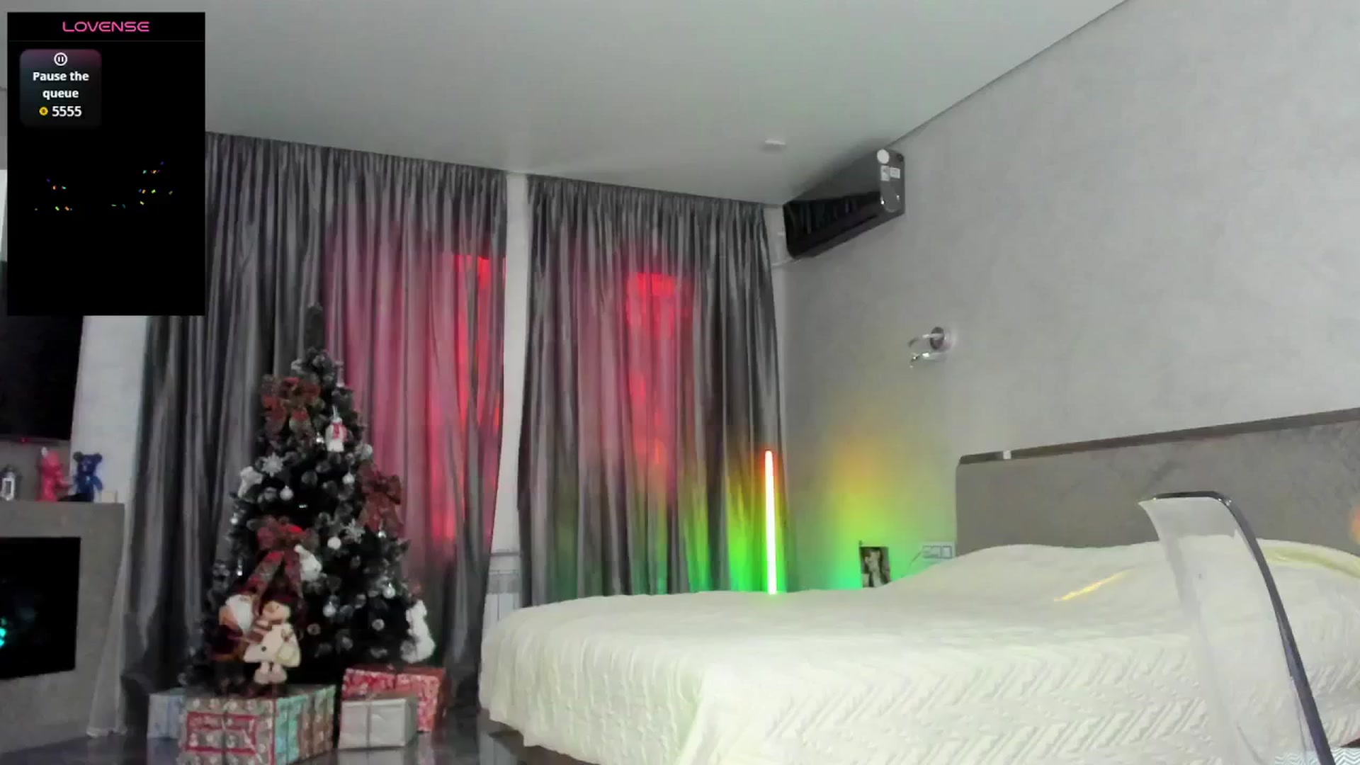 Gallery image thumbnail from OkayK_'s myfreecams stream on, 01/16/2026, 14:03 image 15 of 20