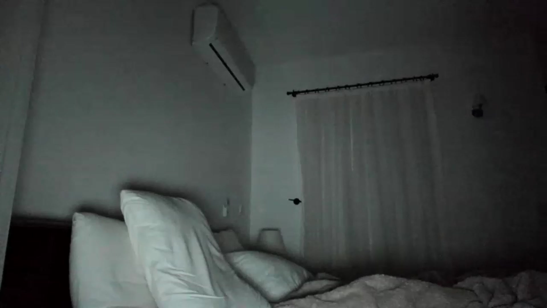 Gallery image thumbnail from Oksanafedorov's myfreecams stream on, 11/20/2022, 21:09 image 13 of 20
