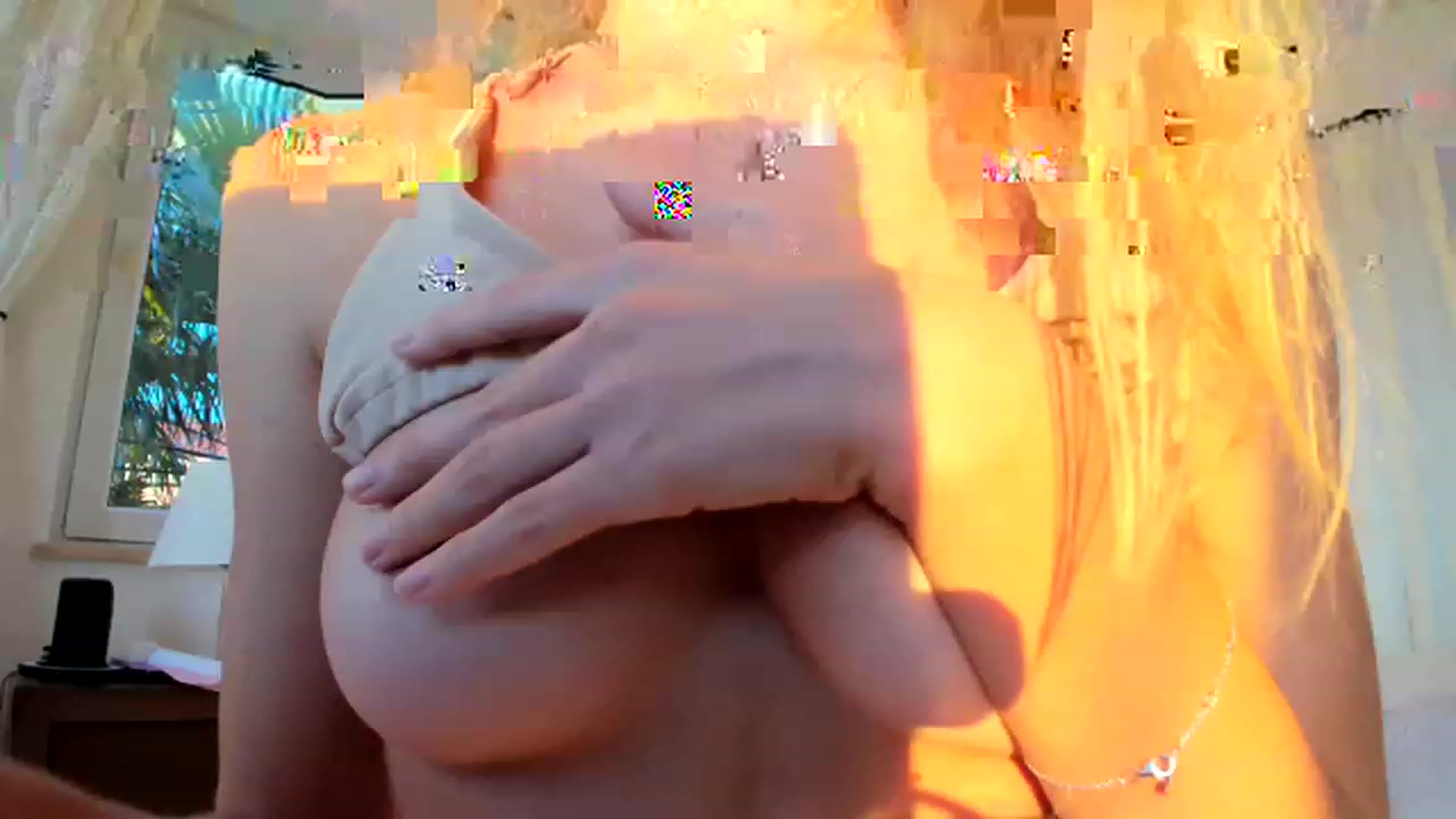Gallery image thumbnail from Oksanafedorov's myfreecams stream on, 11/24/2022, 14:39 image 17 of 20
