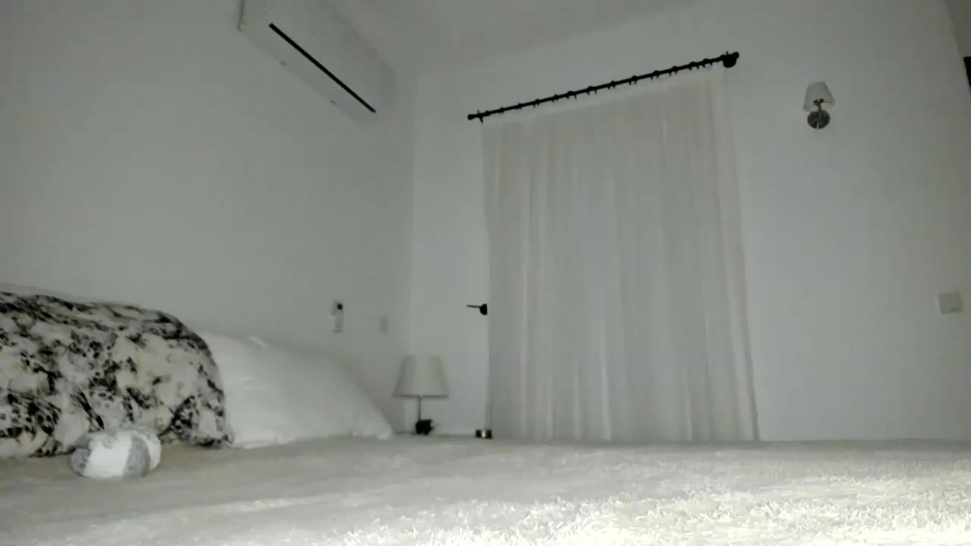 Gallery image thumbnail from Oksanafedorov's myfreecams stream on, 11/24/2022, 15:50 image 18 of 20