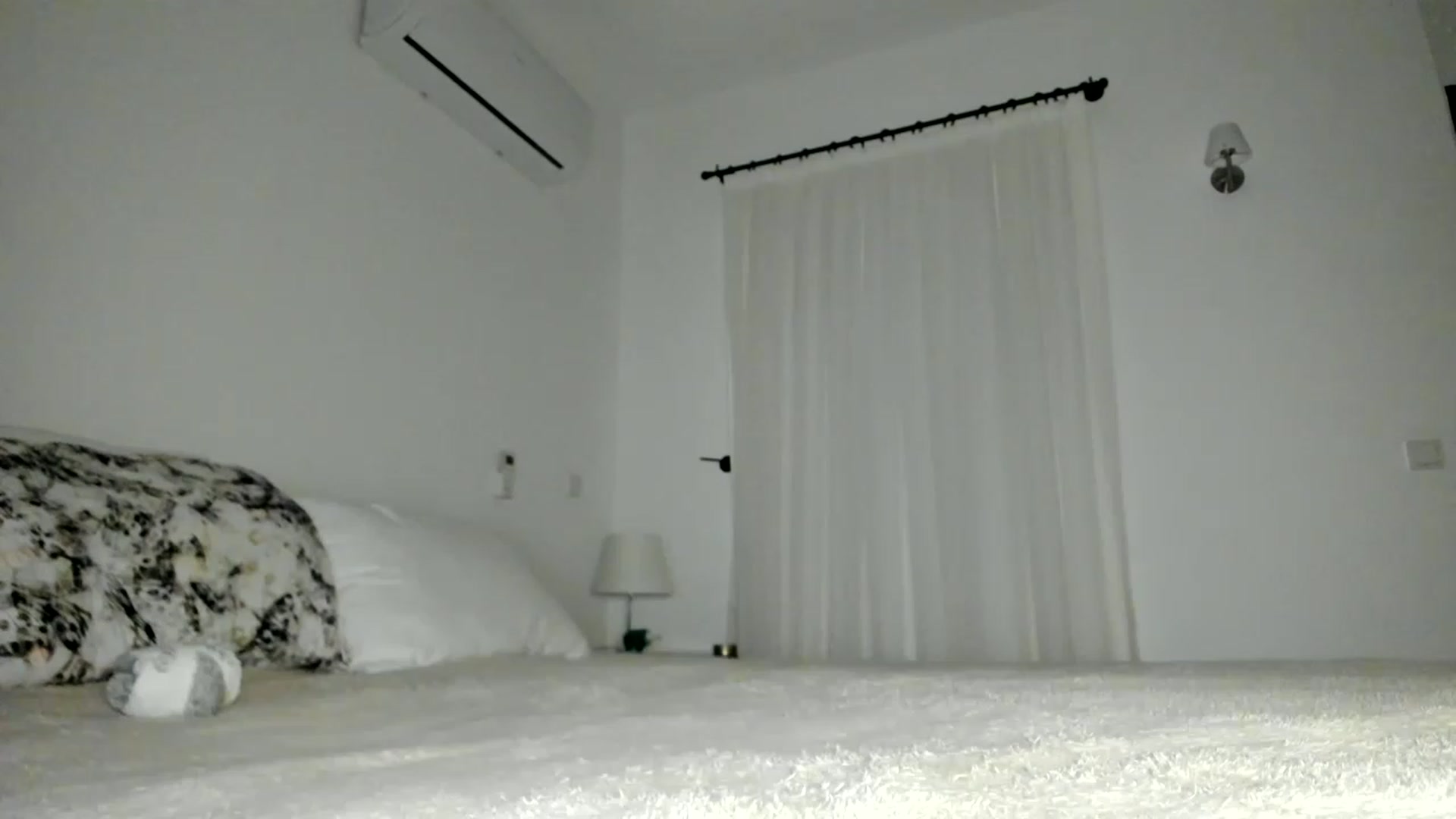 Gallery image thumbnail from Oksanafedorov's myfreecams stream on, 11/24/2022, 15:50 image 19 of 20