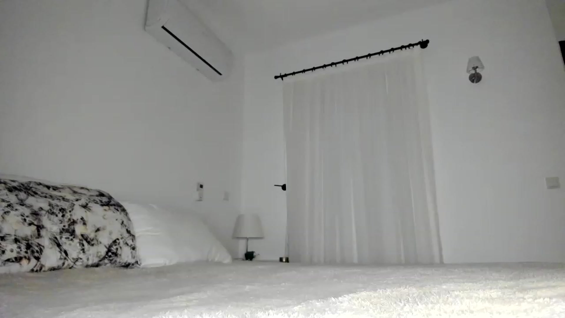Gallery image thumbnail from Oksanafedorov's myfreecams stream on, 11/24/2022, 17:54 image 20 of 20