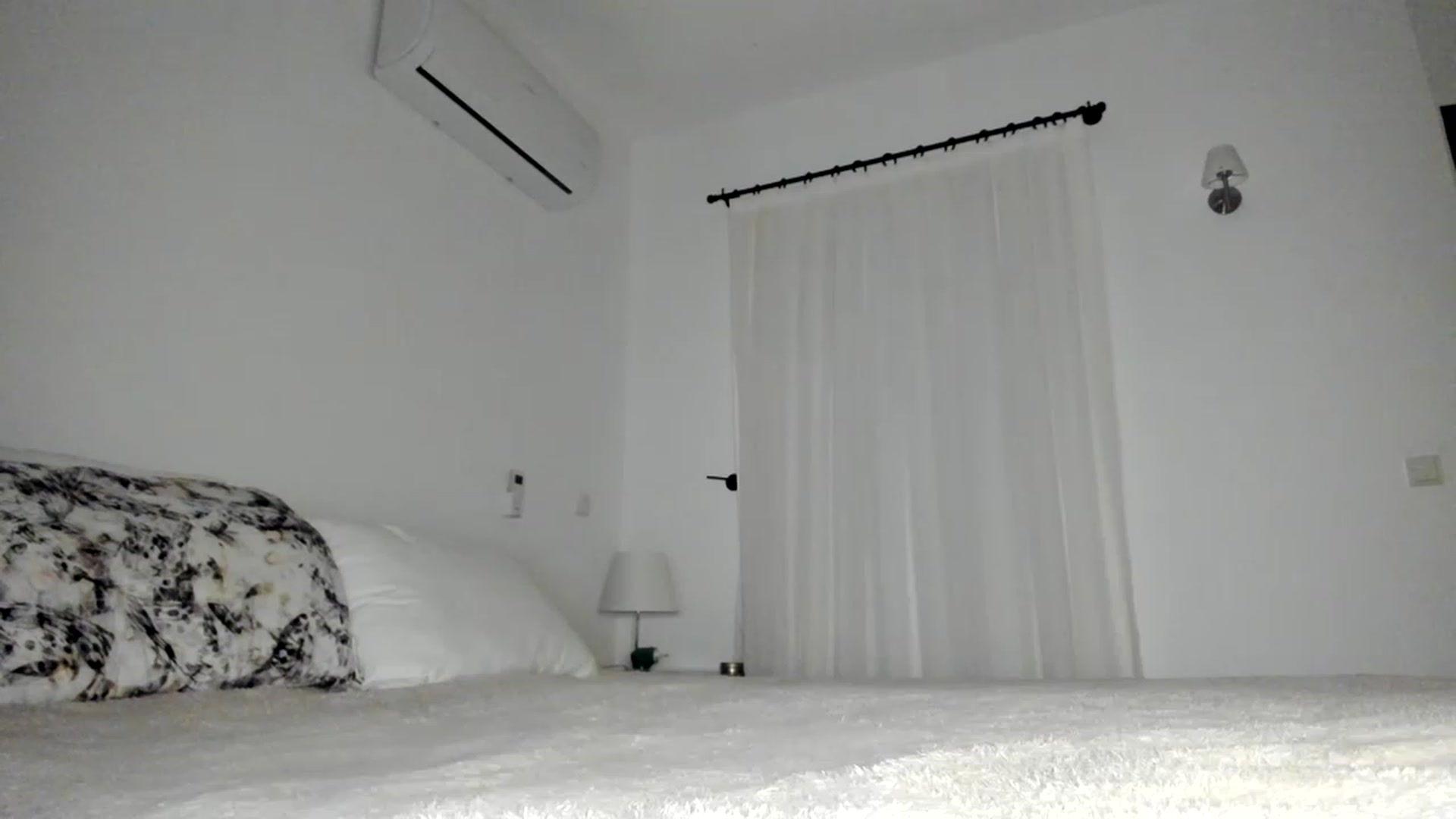 Gallery image thumbnail from Oksanafedorov's myfreecams stream on, 11/24/2022, 18:12 image 12 of 20