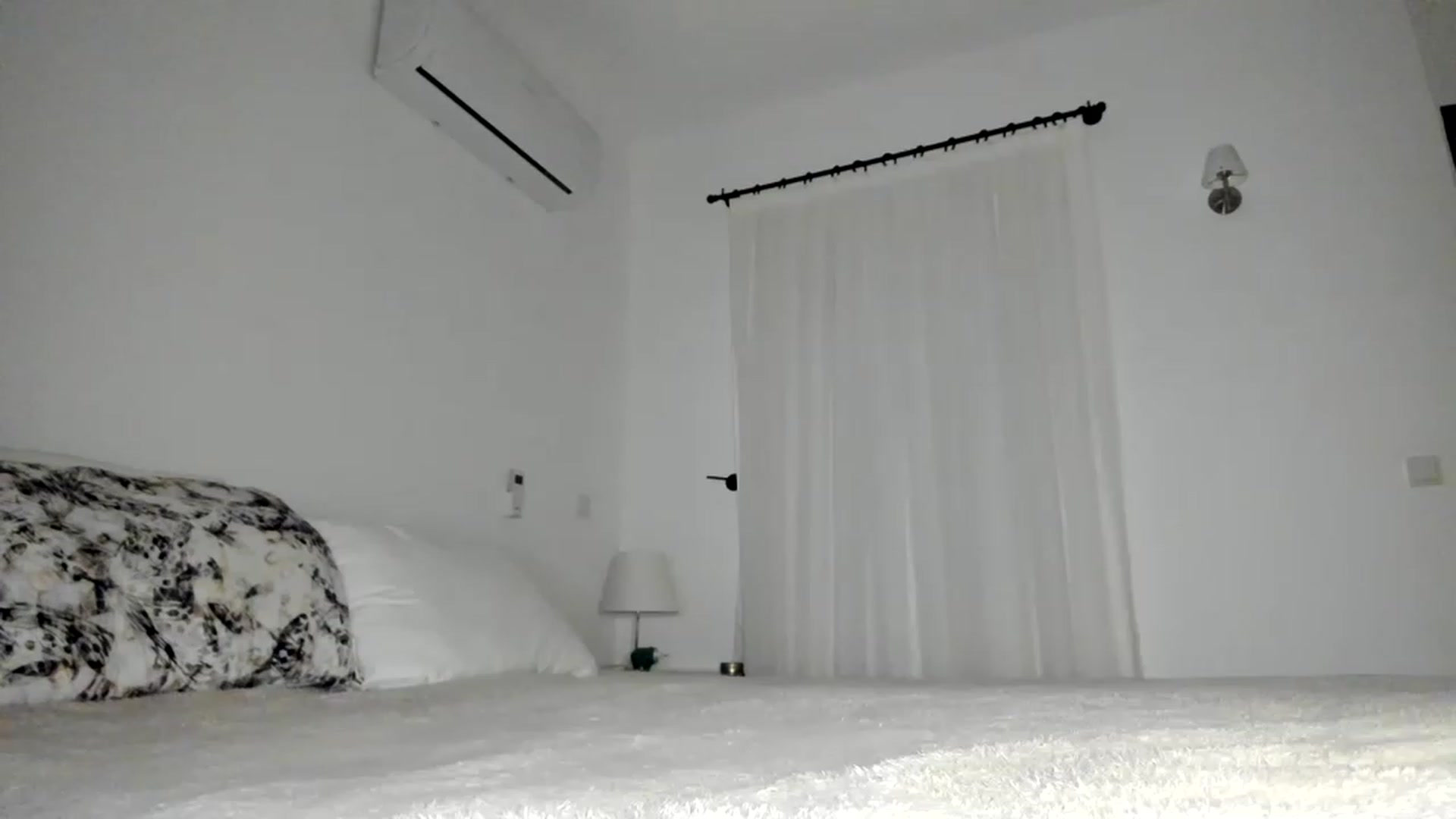 Gallery image thumbnail from Oksanafedorov's myfreecams stream on, 11/24/2022, 18:12 image 6 of 20