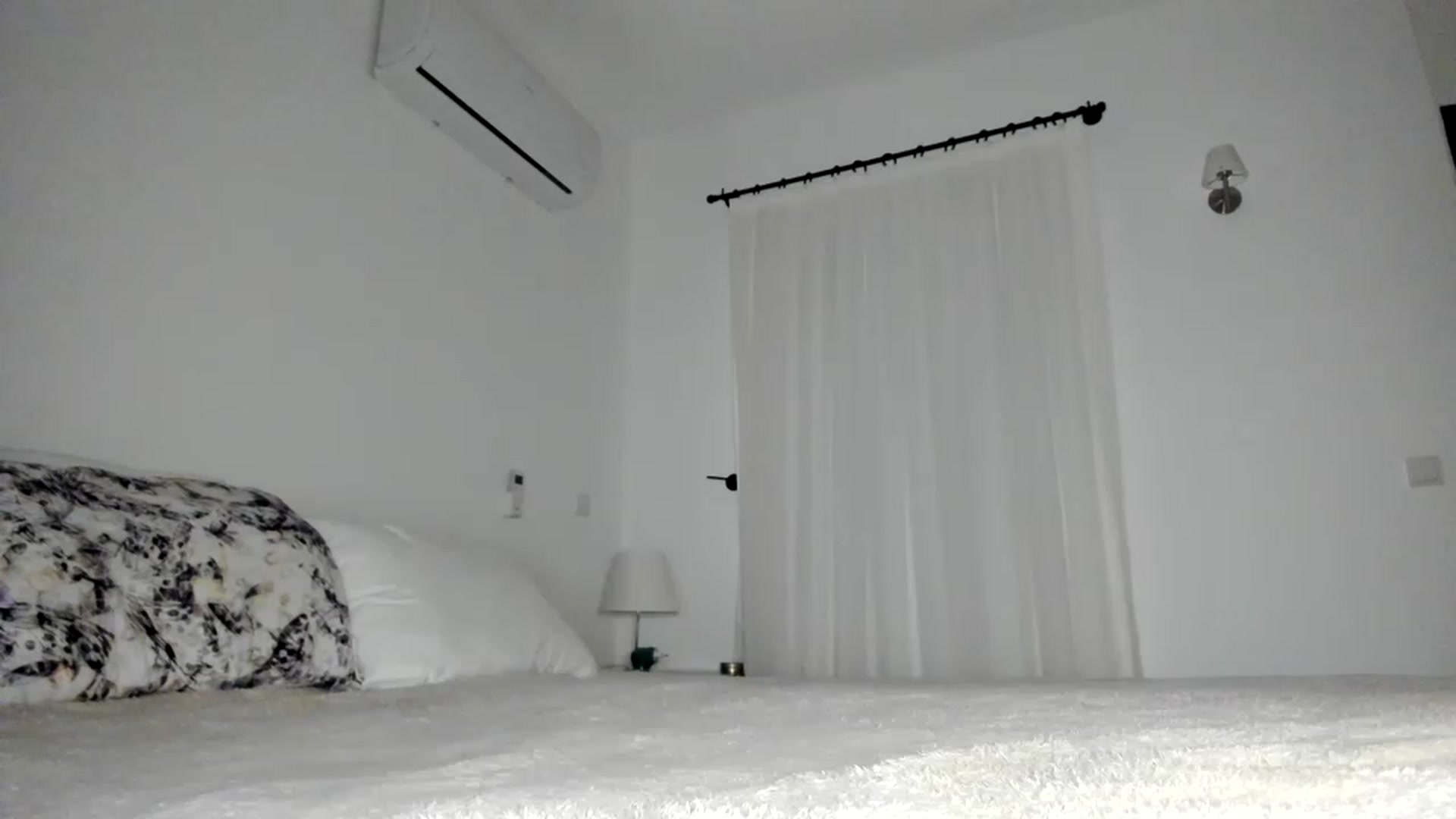 Gallery image thumbnail from Oksanafedorov's myfreecams stream on, 11/24/2022, 18:12 image 20 of 20