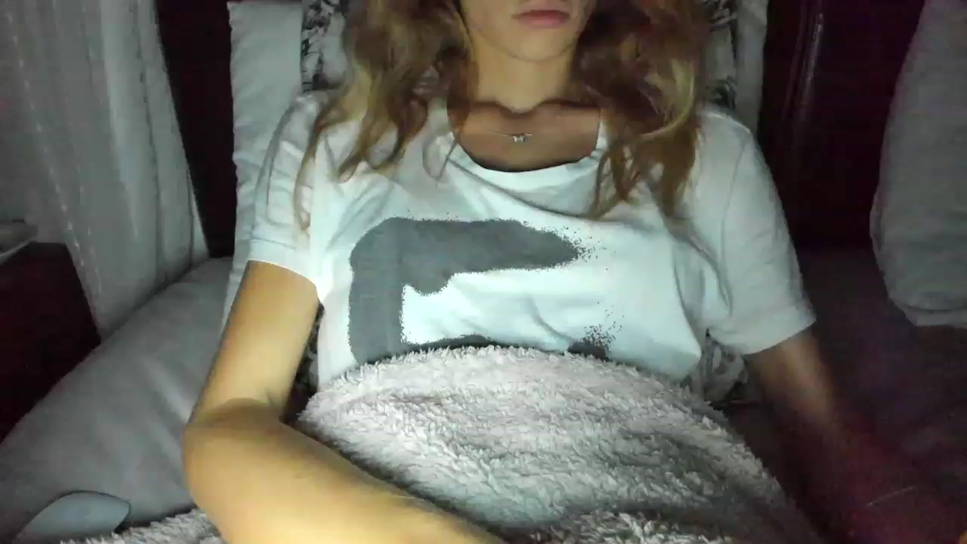 Gallery image thumbnail from Oksanafedorov's myfreecams stream on, 11/26/2022, 21:35 image 6 of 20