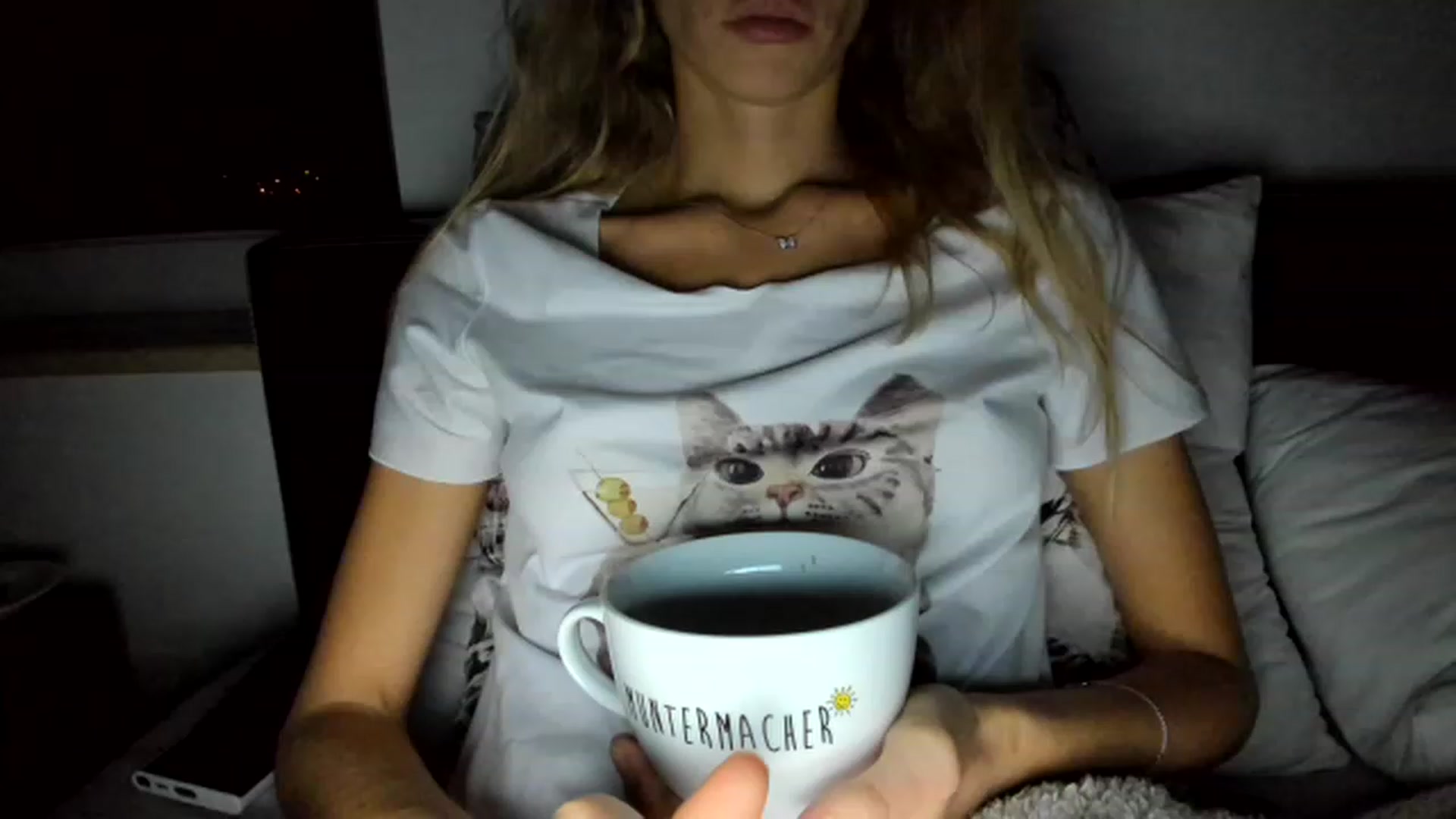 Gallery image thumbnail from Oksanafedorov's myfreecams stream on, 11/27/2022, 21:36 image 6 of 20