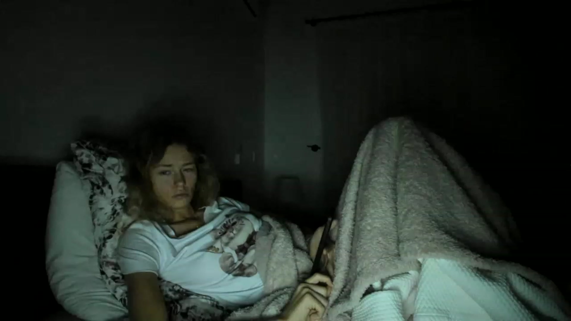 Gallery image thumbnail from Oksanafedorov's myfreecams stream on, 11/27/2022, 21:36 image 19 of 20