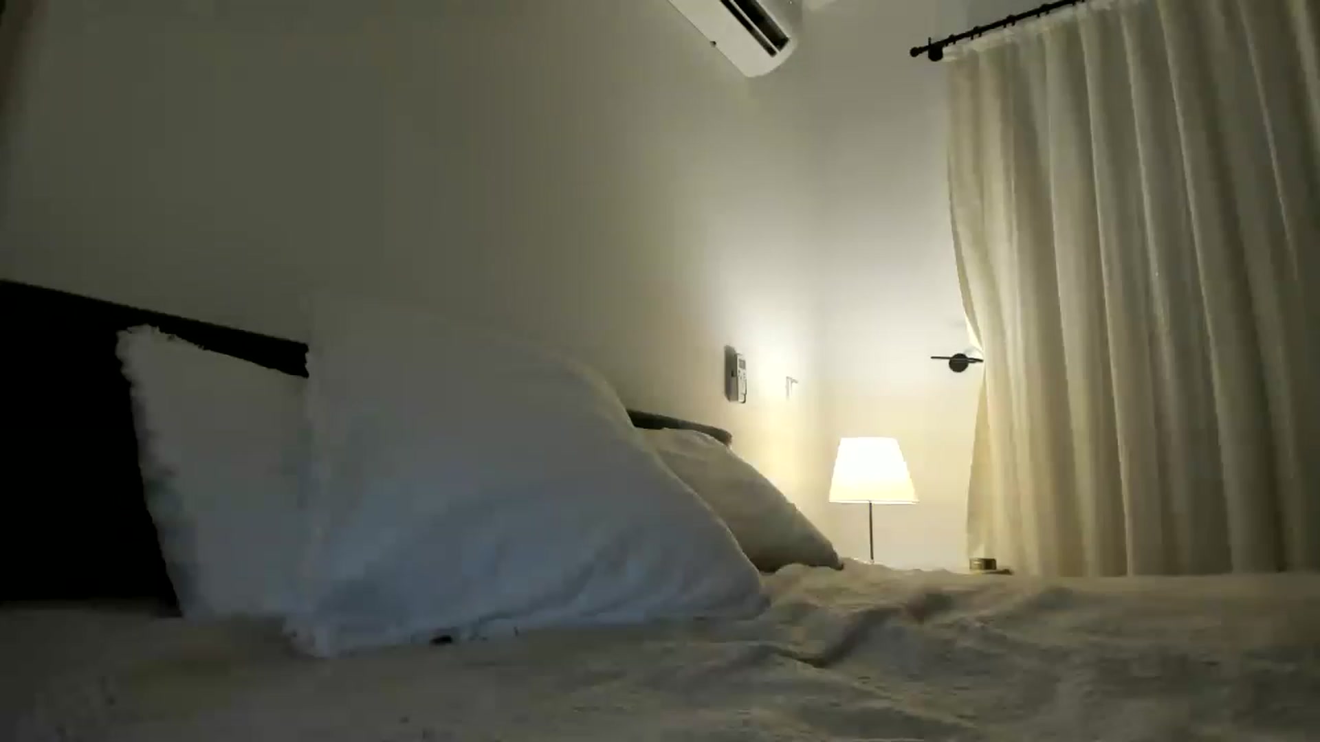 Gallery image thumbnail from Oksanafedorov's myfreecams stream on, 11/30/2022, 22:13 image 4 of 20