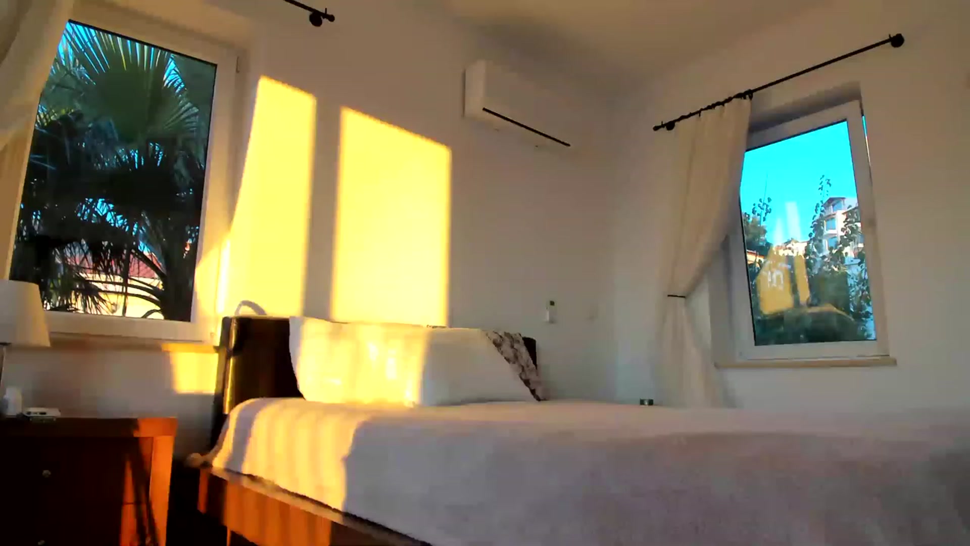 Gallery image thumbnail from Oksanafedorov's myfreecams stream on, 12/26/2022, 15:23 image 4 of 20