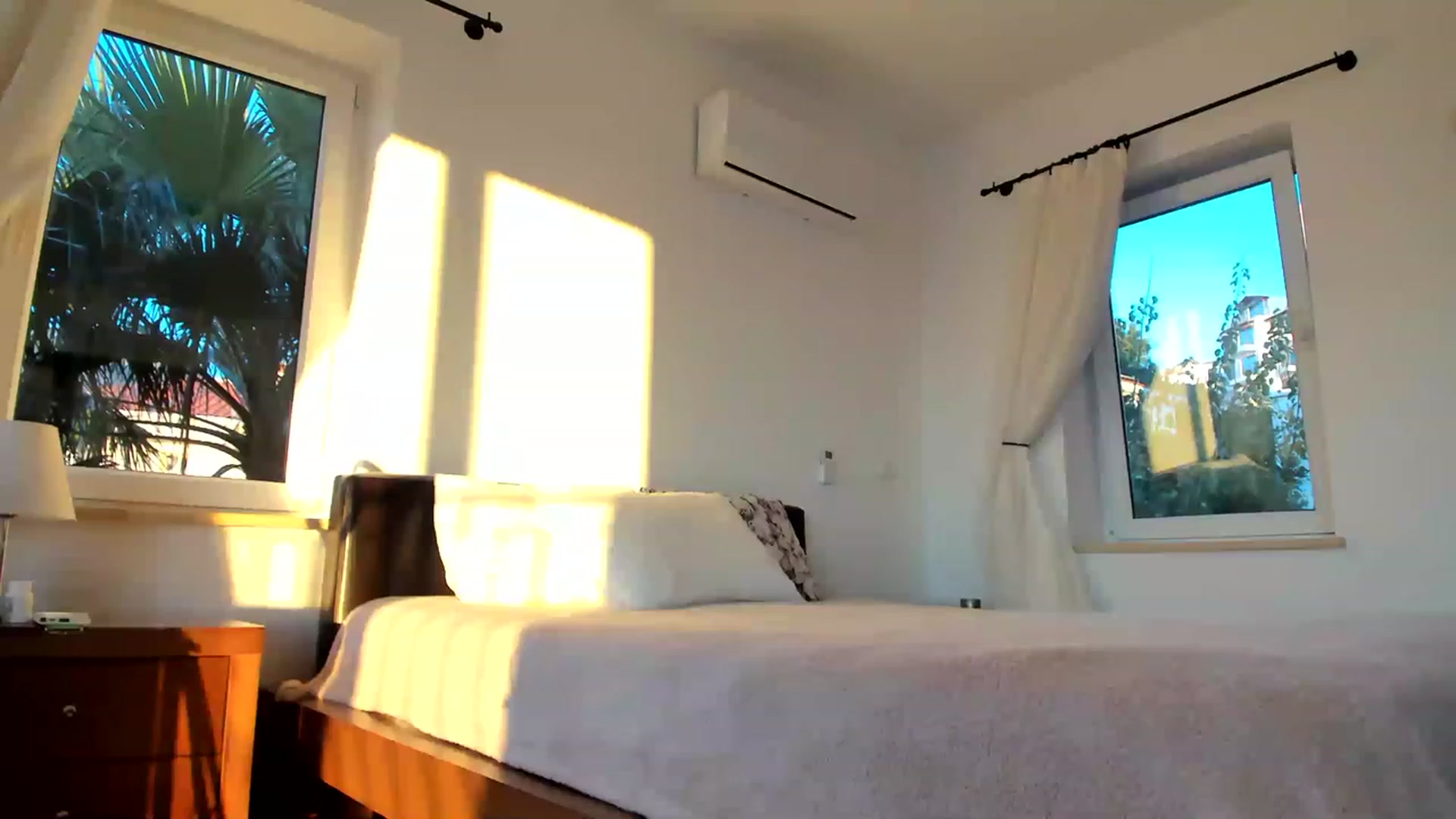 Gallery image thumbnail from Oksanafedorov's myfreecams stream on, 12/26/2022, 15:23 image 2 of 20