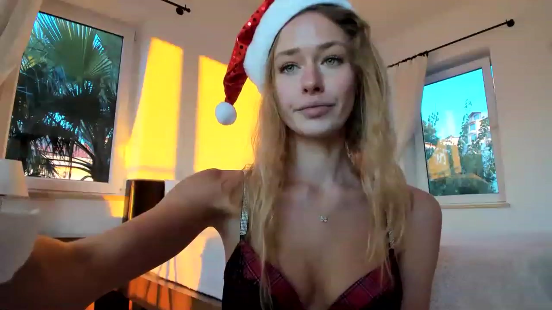 Gallery image thumbnail from Oksanafedorov's myfreecams stream on, 12/26/2022, 15:23 image 6 of 20