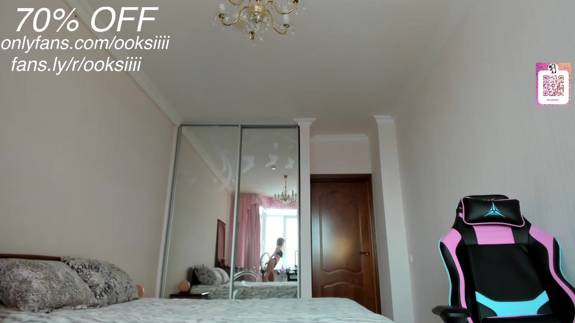 Gallery image thumbnail from Oksanafedorov's myfreecams stream on, 02/10/2023, 13:34 image 4 of 20