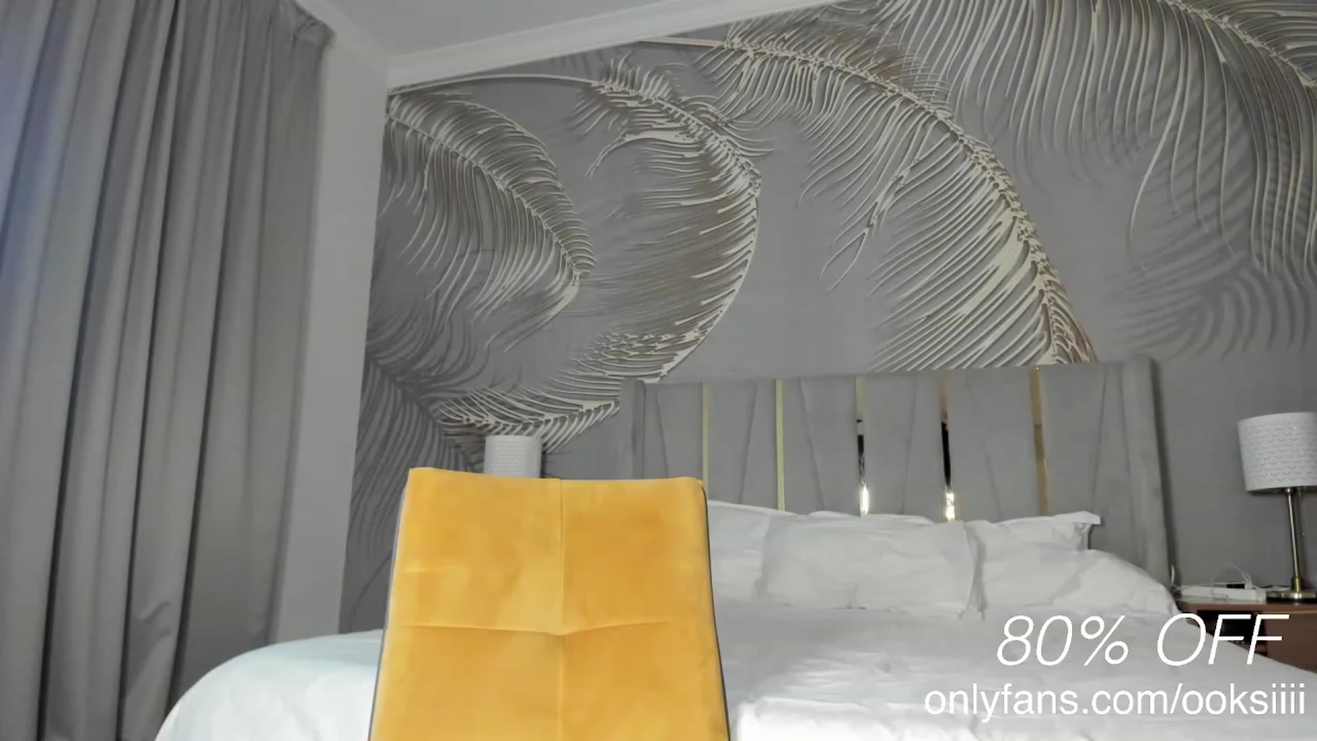 Gallery image thumbnail from Oksanafedorov's myfreecams stream on, 04/15/2023, 14:04 image 12 of 20