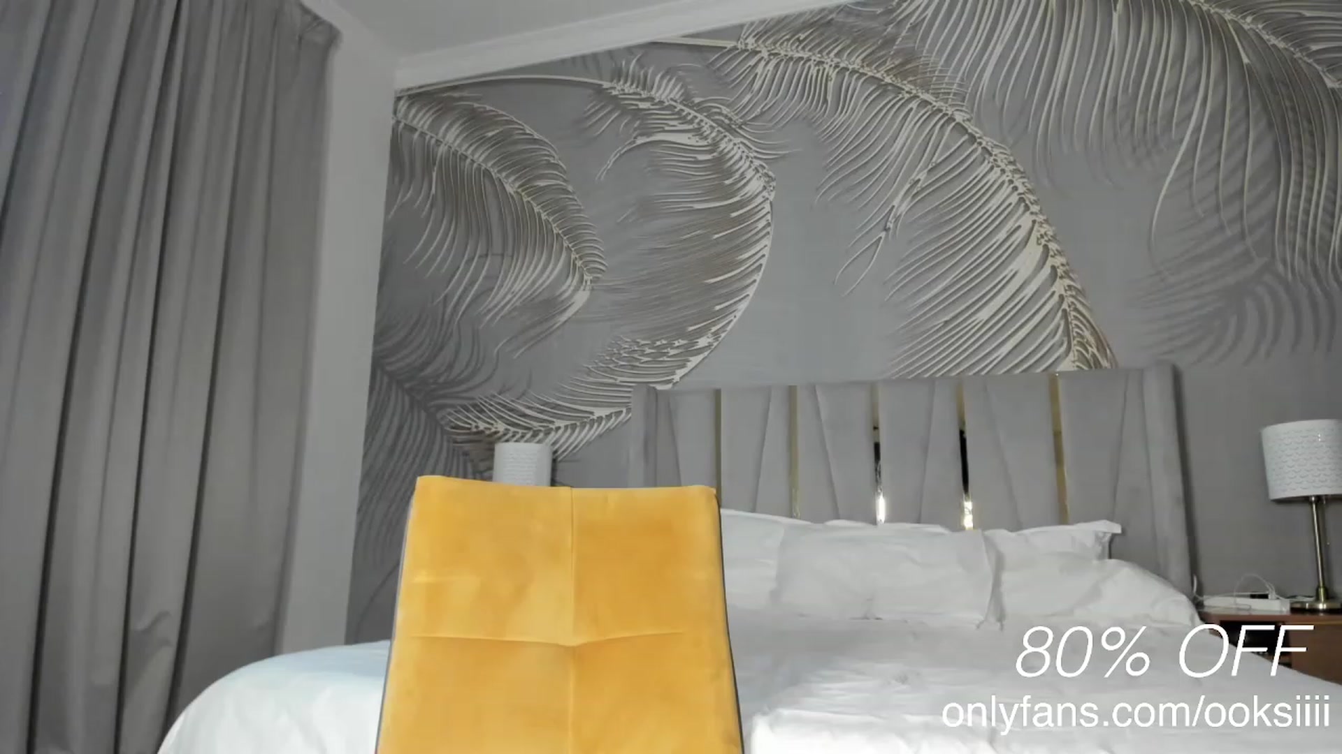 Gallery image thumbnail from Oksanafedorov's myfreecams stream on, 04/15/2023, 14:04 image 9 of 20