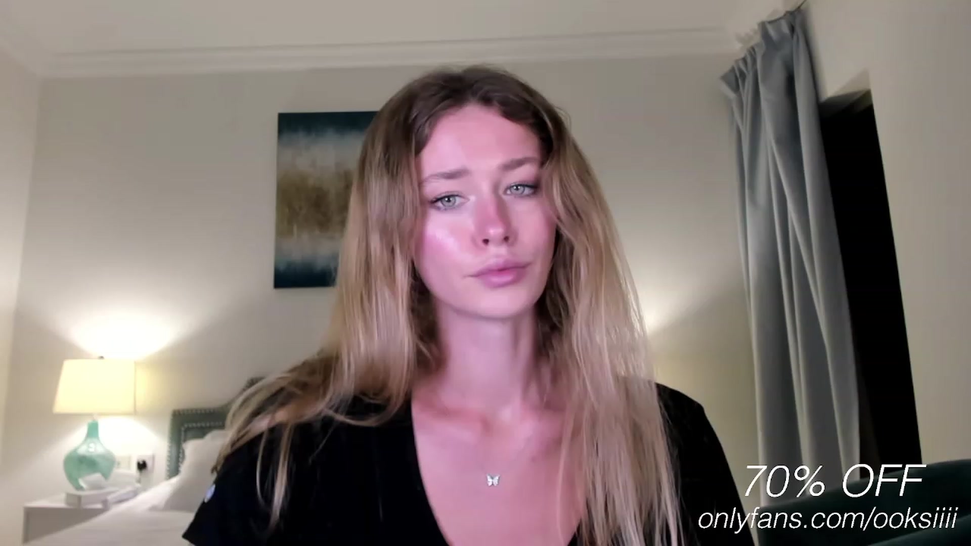 Gallery image thumbnail from Oksanafedorov's myfreecams stream on, 05/18/2023, 20:30 image 12 of 20