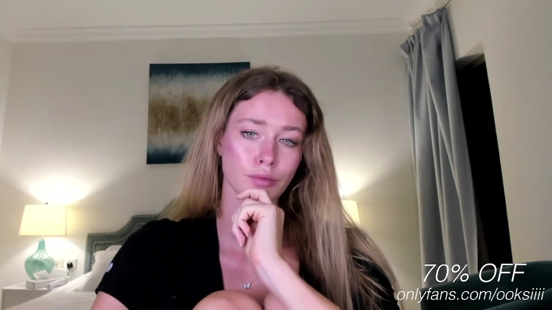 Gallery image thumbnail from Oksanafedorov's myfreecams stream on, 05/18/2023, 20:30 image 19 of 20