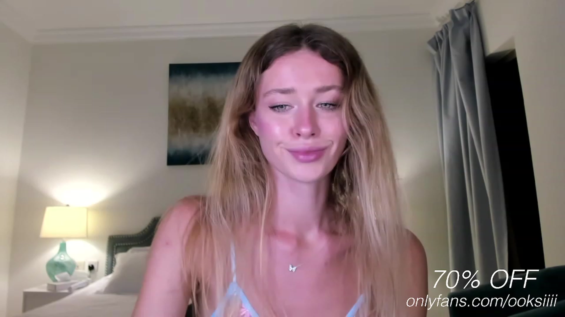 Gallery image thumbnail from Oksanafedorov's myfreecams stream on, 05/18/2023, 20:30 image 1 of 20