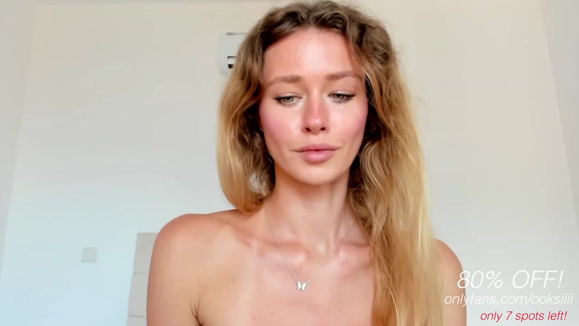 Gallery image thumbnail from Oksanafedorov's myfreecams stream on, 06/12/2023, 13:51 image 1 of 20