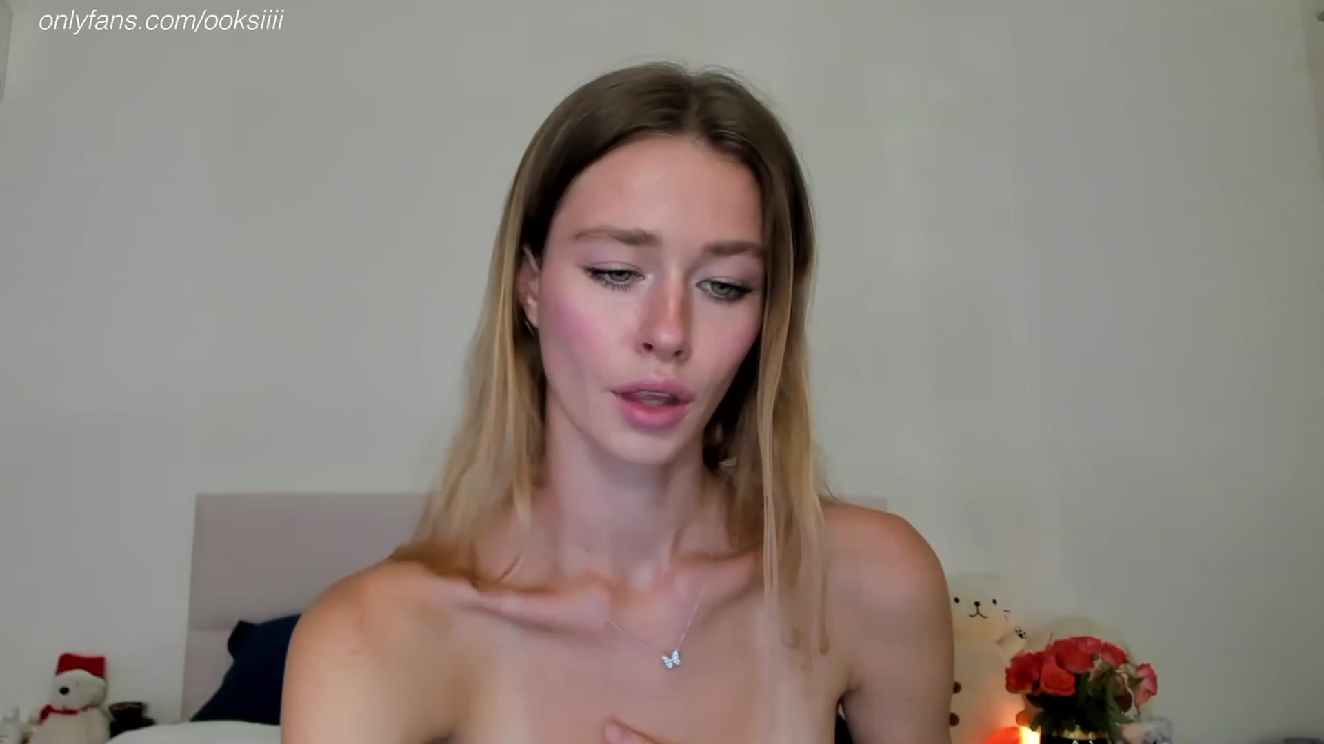Gallery image thumbnail from Oksanafedorov's myfreecams stream on, 07/01/2023, 21:24 image 9 of 20