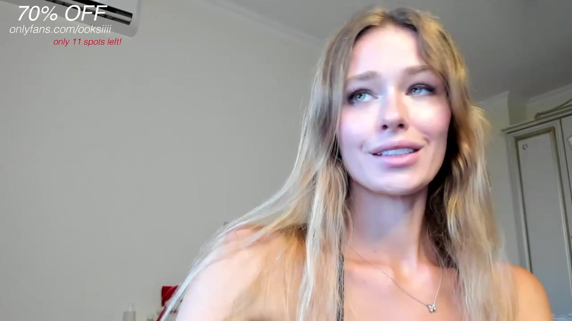 Gallery image thumbnail from Oksanafedorov's myfreecams stream on, 07/08/2023, 16:57 image 19 of 20