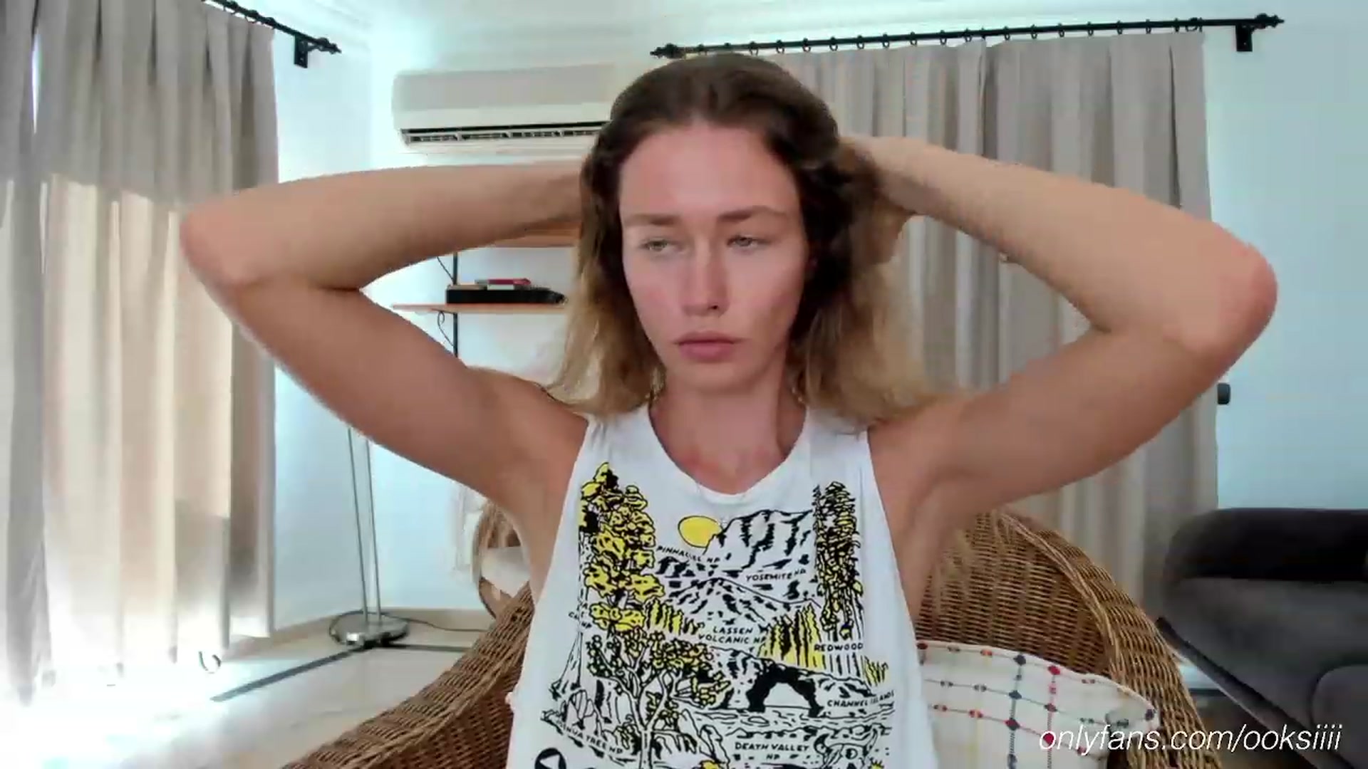Gallery image thumbnail from Oksanafedorov's myfreecams stream on, 08/24/2023, 14:07 image 5 of 20