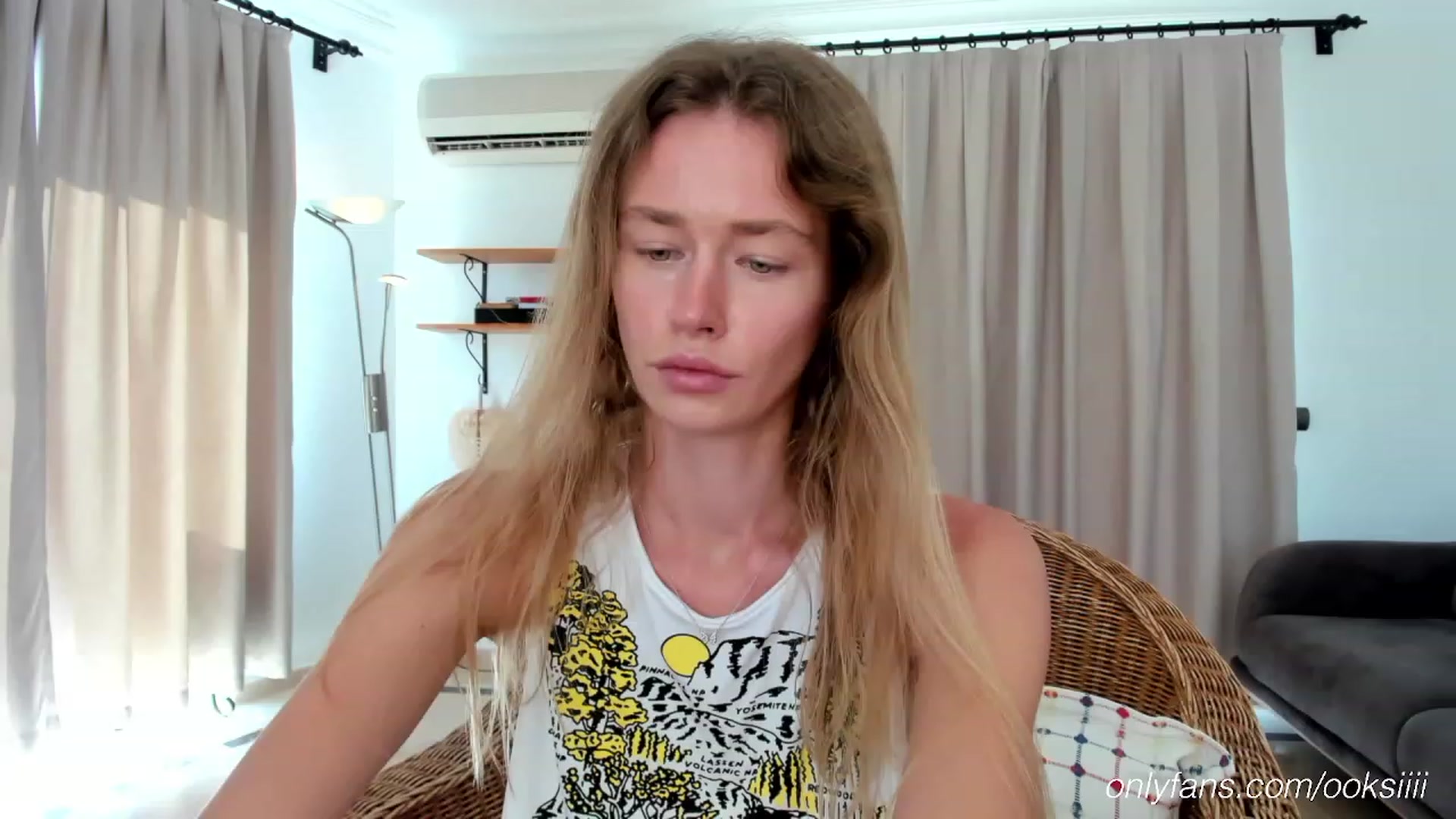 Gallery image thumbnail from Oksanafedorov's myfreecams stream on, 08/24/2023, 14:07 image 13 of 20