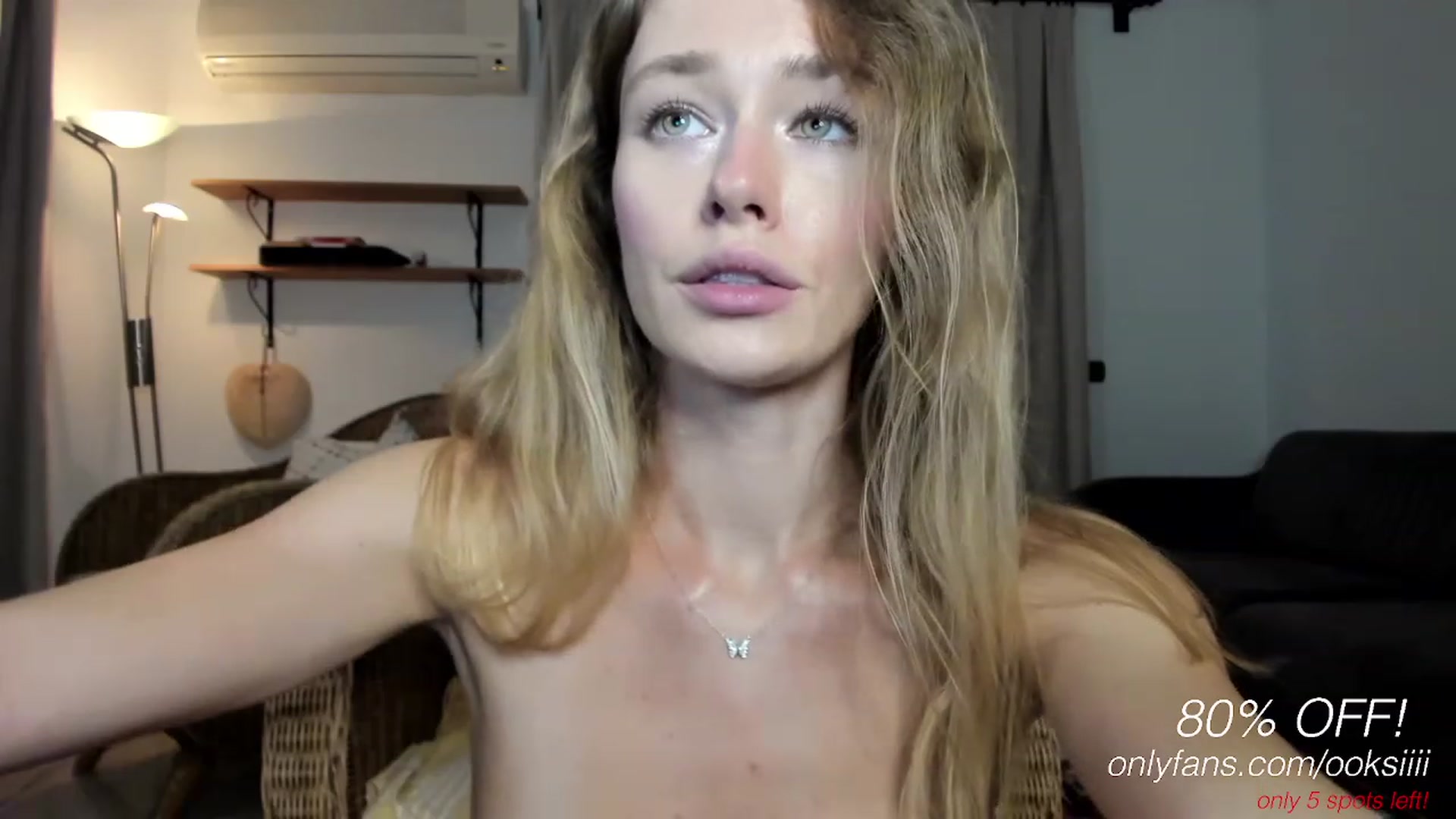 Gallery image thumbnail from Oksanafedorov's myfreecams stream on, 08/26/2023, 22:58 image 15 of 20