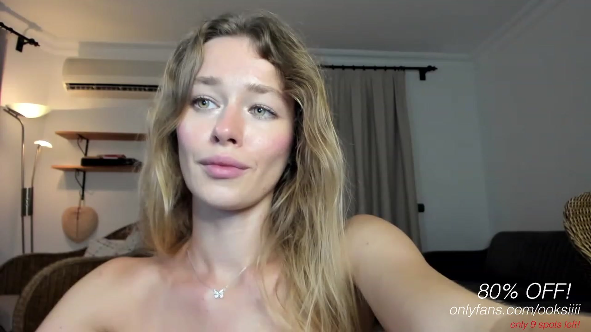 Gallery image thumbnail from Oksanafedorov's myfreecams stream on, 08/27/2023, 24:27 image 12 of 20