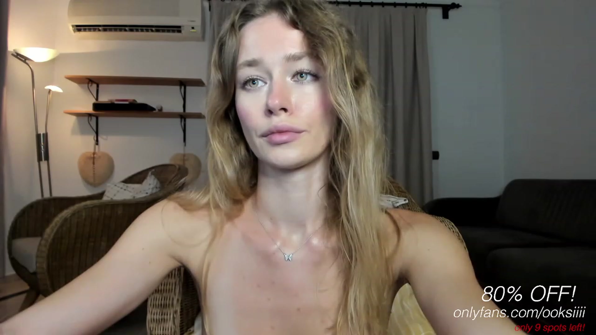Gallery image thumbnail from Oksanafedorov's myfreecams stream on, 08/27/2023, 24:27 image 20 of 20