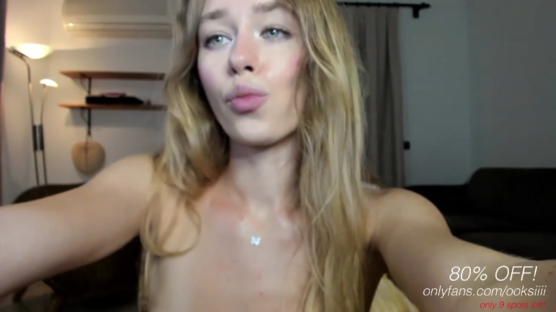 Gallery image thumbnail from Oksanafedorov's myfreecams stream on, 08/27/2023, 24:40 image 19 of 20