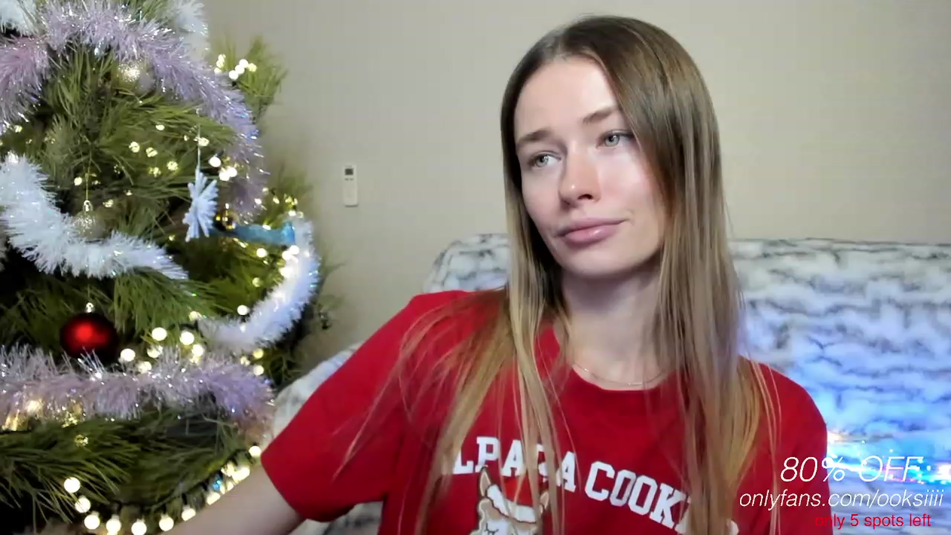 Gallery image thumbnail from Oksanafedorov's myfreecams stream on, 12/30/2023, 04:52 image 9 of 20