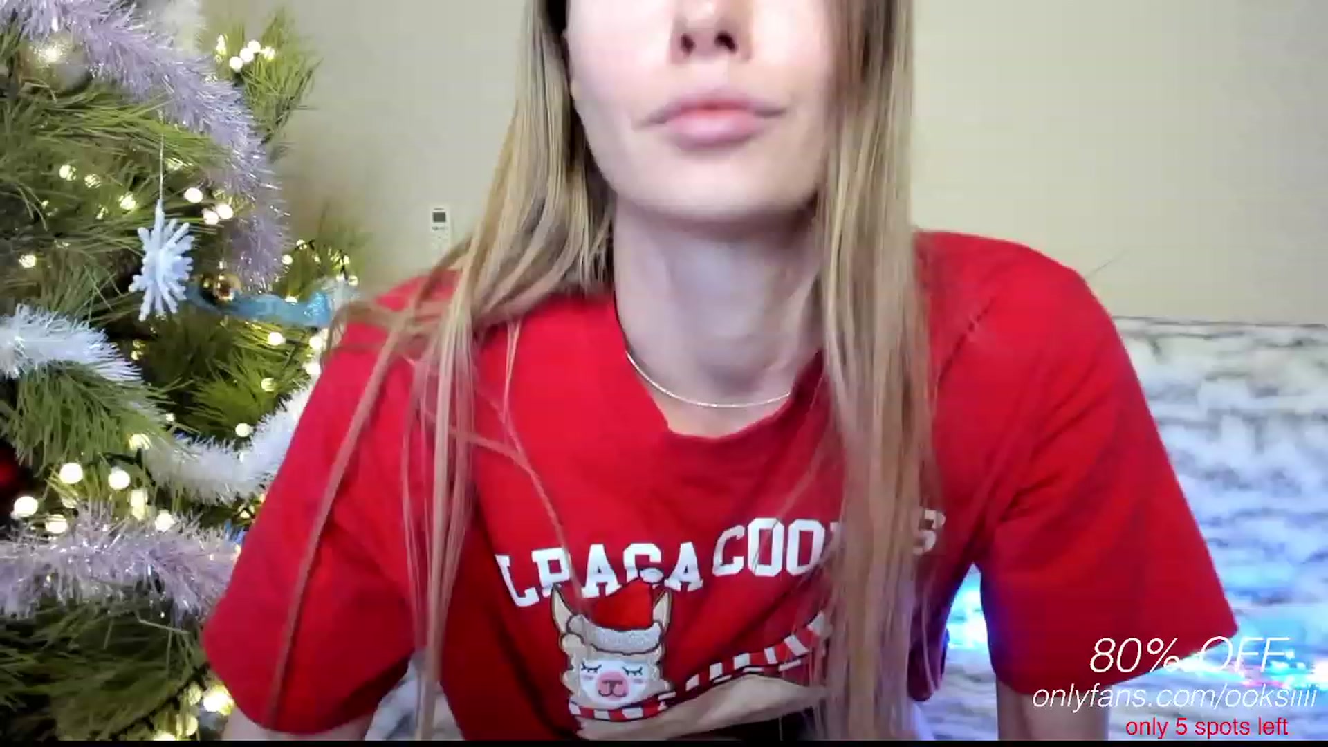 Gallery image thumbnail from Oksanafedorov's myfreecams stream on, 12/30/2023, 04:52 image 11 of 20
