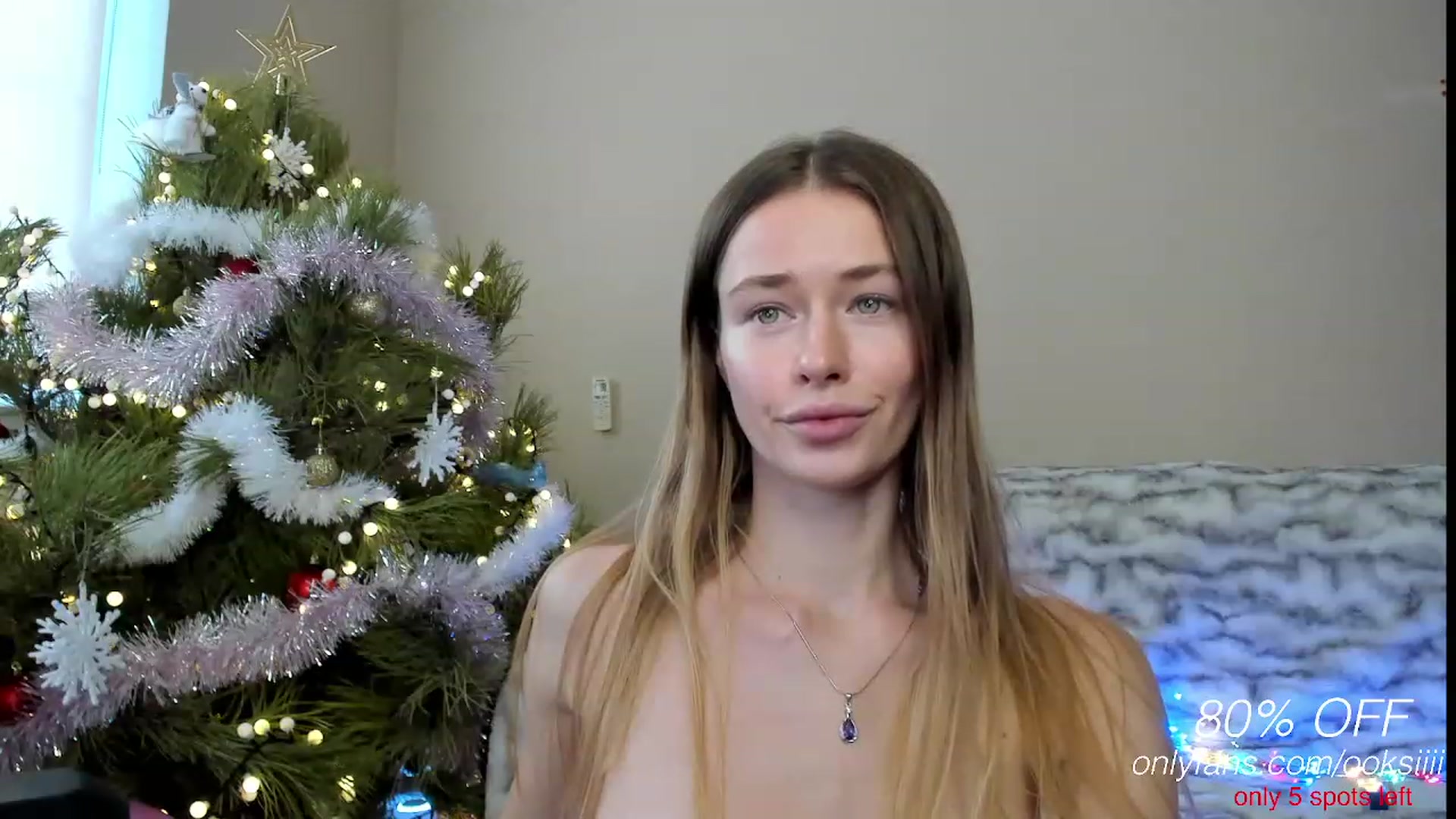Gallery image thumbnail from Oksanafedorov's myfreecams stream on, 12/30/2023, 06:22 image 8 of 20