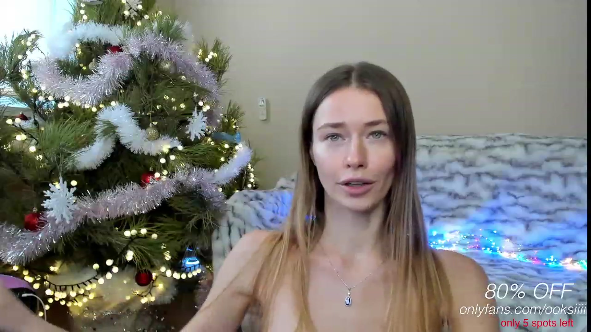 Gallery image thumbnail from Oksanafedorov's myfreecams stream on, 12/30/2023, 06:22 image 12 of 20