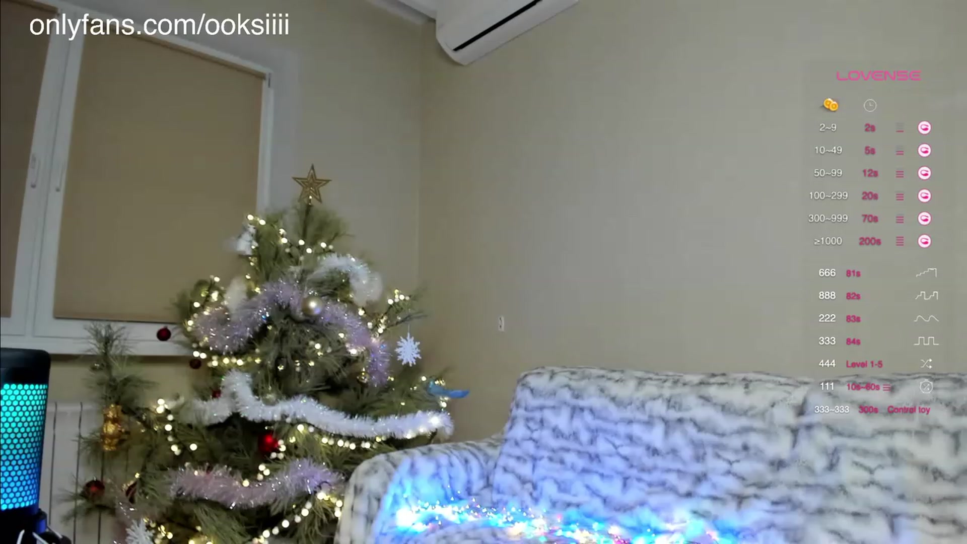 Gallery image thumbnail from Oksanafedorov's myfreecams stream on, 01/25/2024, 21:01 image 9 of 20