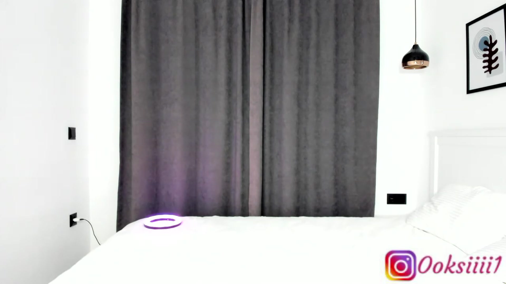 Gallery image thumbnail from Oksanafedorov's myfreecams stream on, 03/13/2024, 20:35 image 18 of 20