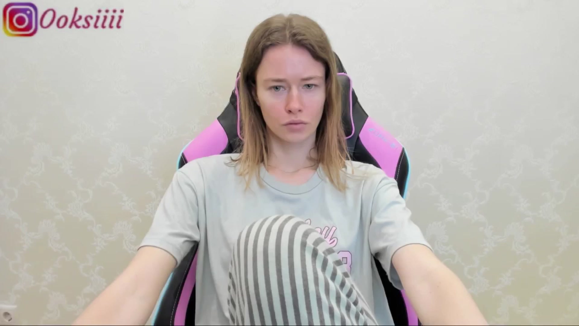 Gallery image thumbnail from Oksanafedorov's myfreecams stream on, 05/16/2024, 18:40 image 17 of 20