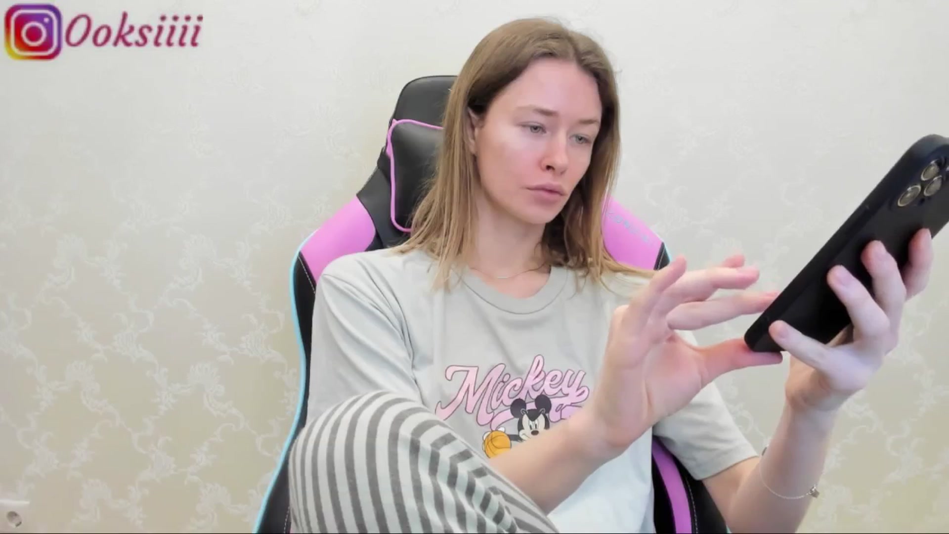 Gallery image thumbnail from Oksanafedorov's myfreecams stream on, 05/16/2024, 18:40 image 13 of 20