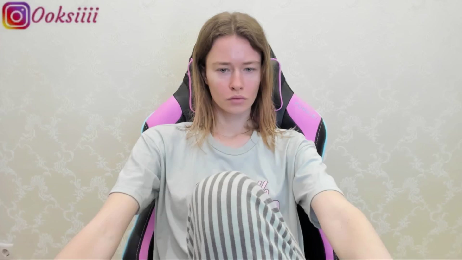 Gallery image thumbnail from Oksanafedorov's myfreecams stream on, 05/16/2024, 19:06 image 1 of 20