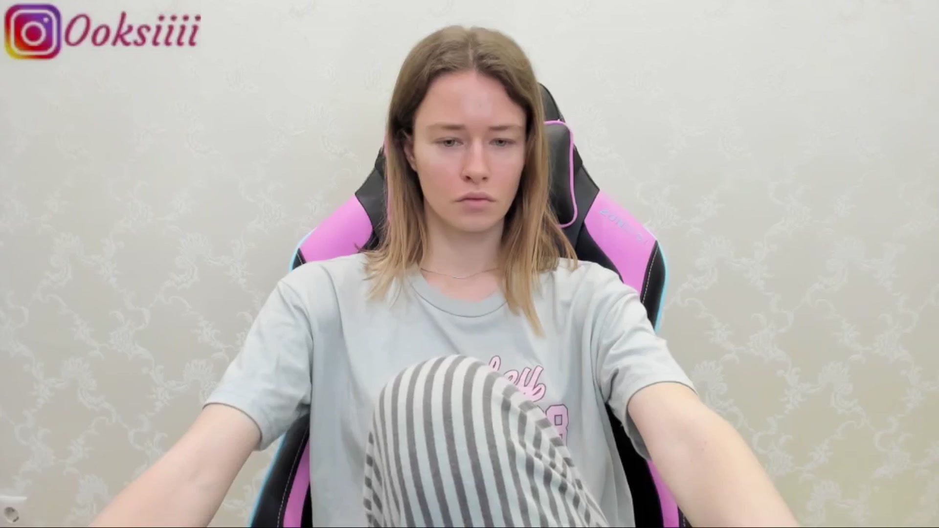 Gallery image thumbnail from Oksanafedorov's myfreecams stream on, 05/16/2024, 19:06 image 9 of 20