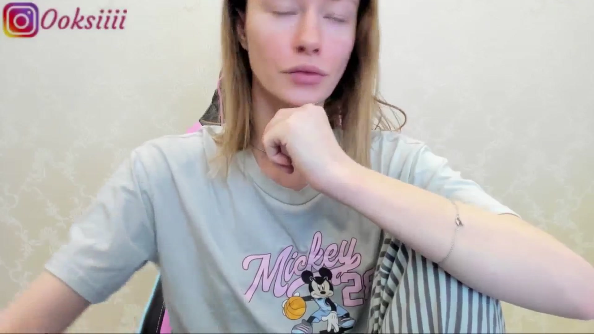 Gallery image thumbnail from Oksanafedorov's myfreecams stream on, 05/16/2024, 19:06 image 20 of 20
