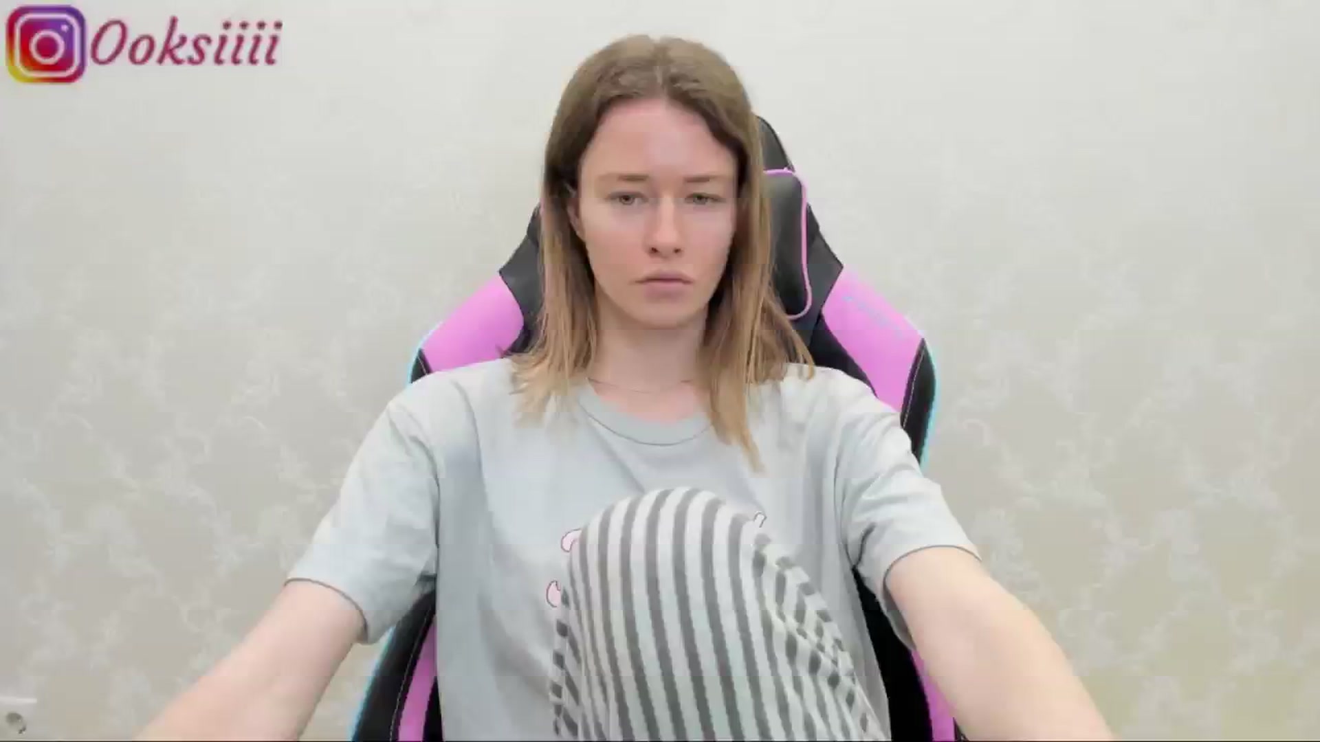 Gallery image thumbnail from Oksanafedorov's myfreecams stream on, 05/16/2024, 19:06 image 7 of 20