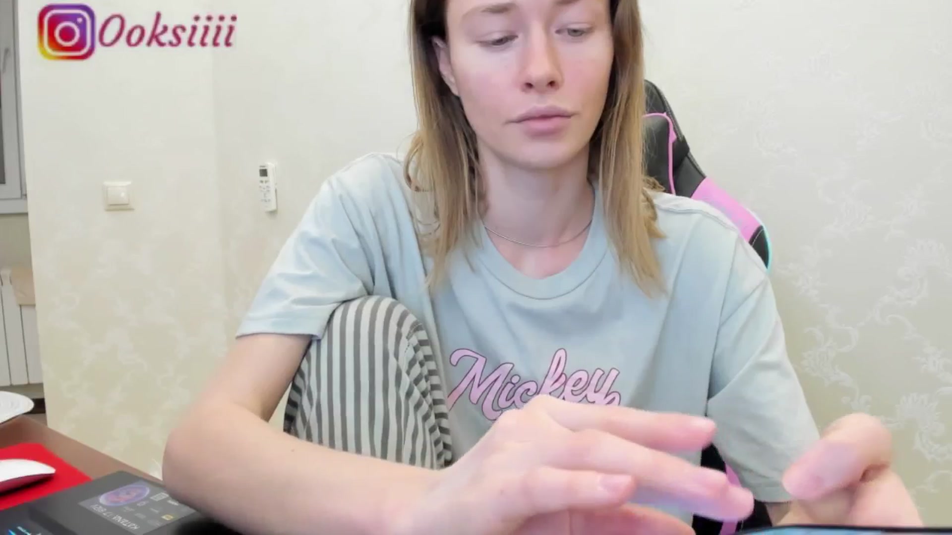 Gallery image thumbnail from Oksanafedorov's myfreecams stream on, 05/17/2024, 01:32 image 11 of 20