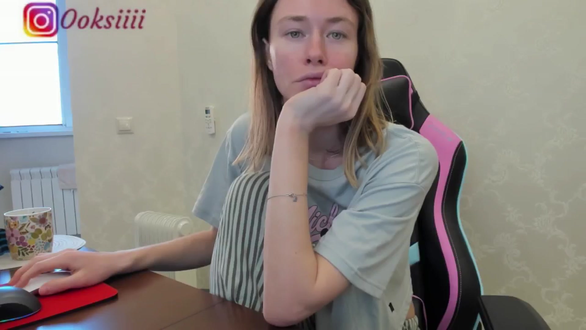 Gallery image thumbnail from Oksanafedorov's myfreecams stream on, 05/17/2024, 05:24 image 7 of 20