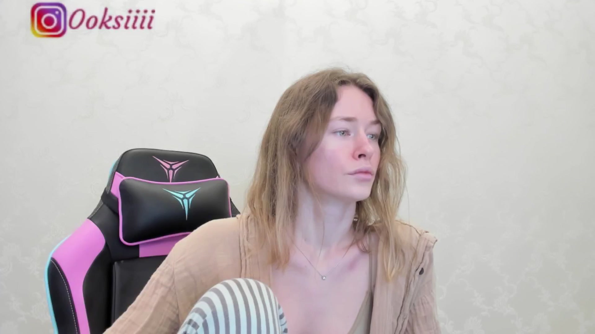 Gallery image thumbnail from Oksanafedorov's myfreecams stream on, 05/21/2024, 09:04 image 13 of 20